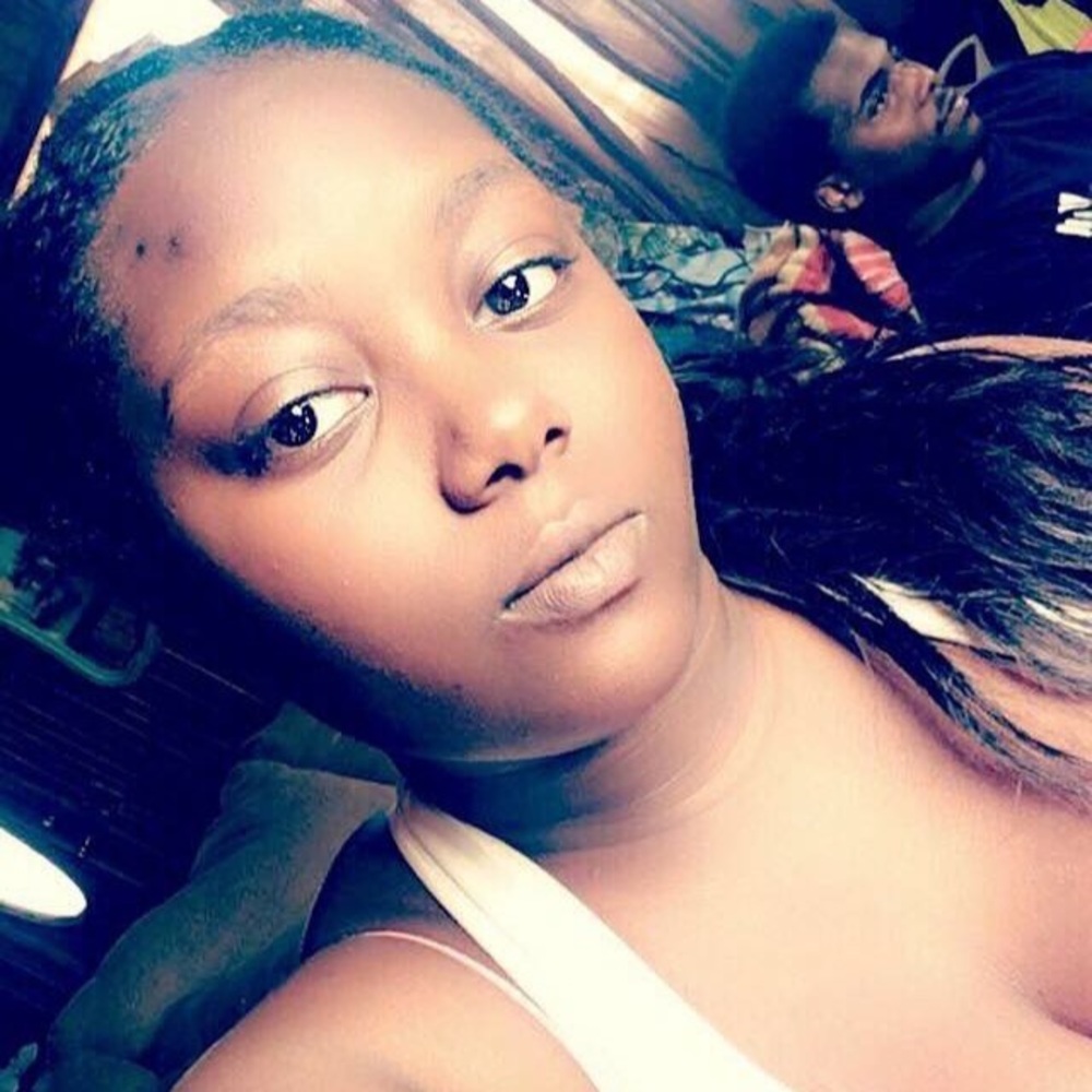 Meet your Posher, Briana